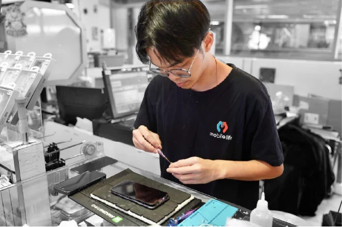 iPhone Back Glass Repair Singapore: Compare Prices (2026)
